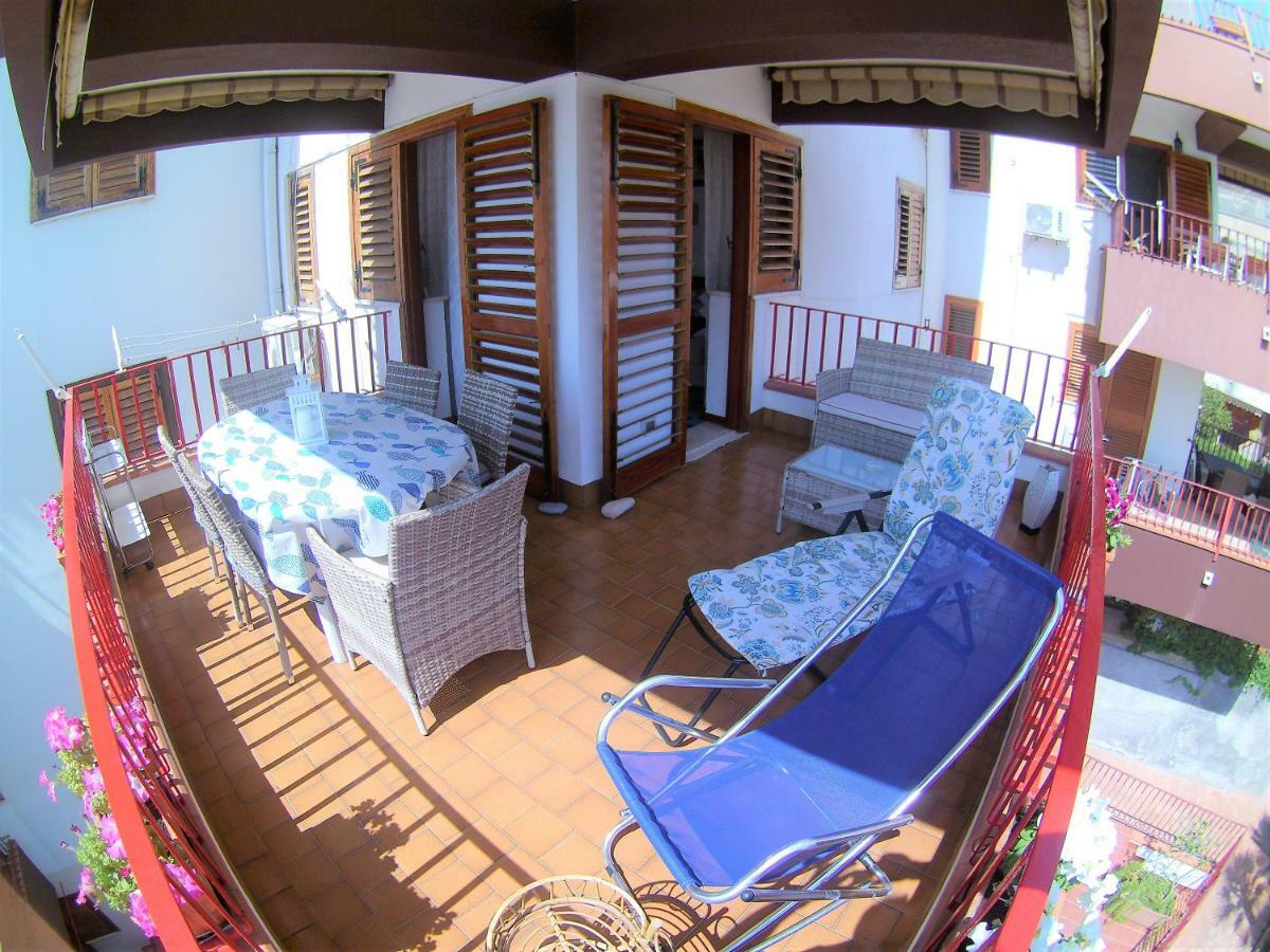 Sea Beach Taormina Apartment Letojanni Esterno foto